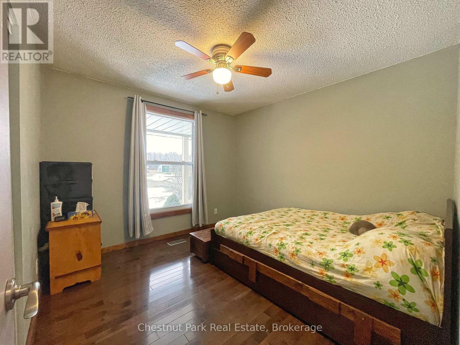 542310 Concession 14 Ndr, West Grey, Ontario  N0G 1R0 - Photo 17 - X12026135
