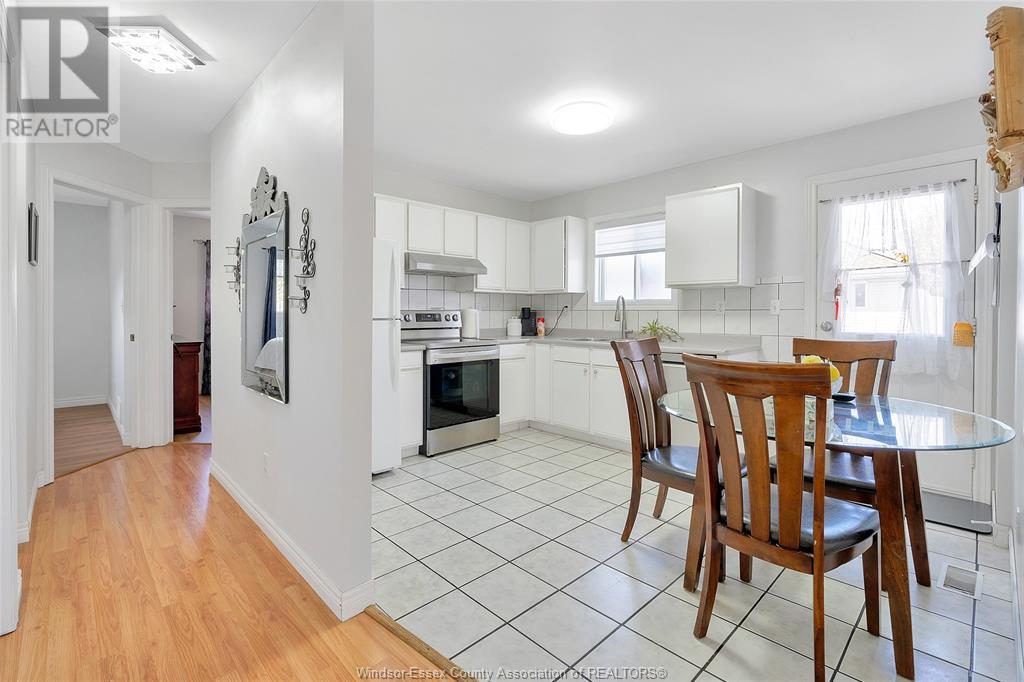 3815 Yellowood, Windsor, Ontario  N9E 4T2 - Photo 6 - 25010826