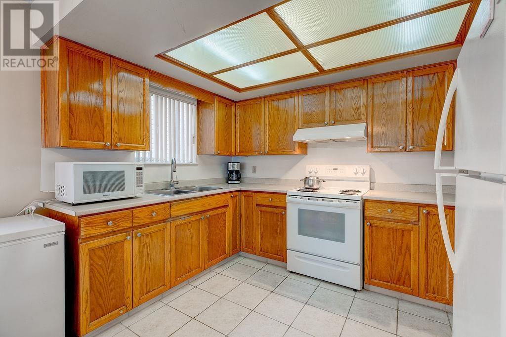 8166 11th Avenue, Burnaby, British Columbia  V3N 2N9 - Photo 23 - R2995422