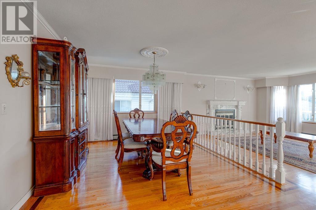 8166 11th Avenue, Burnaby, British Columbia  V3N 2N9 - Photo 4 - R2995422
