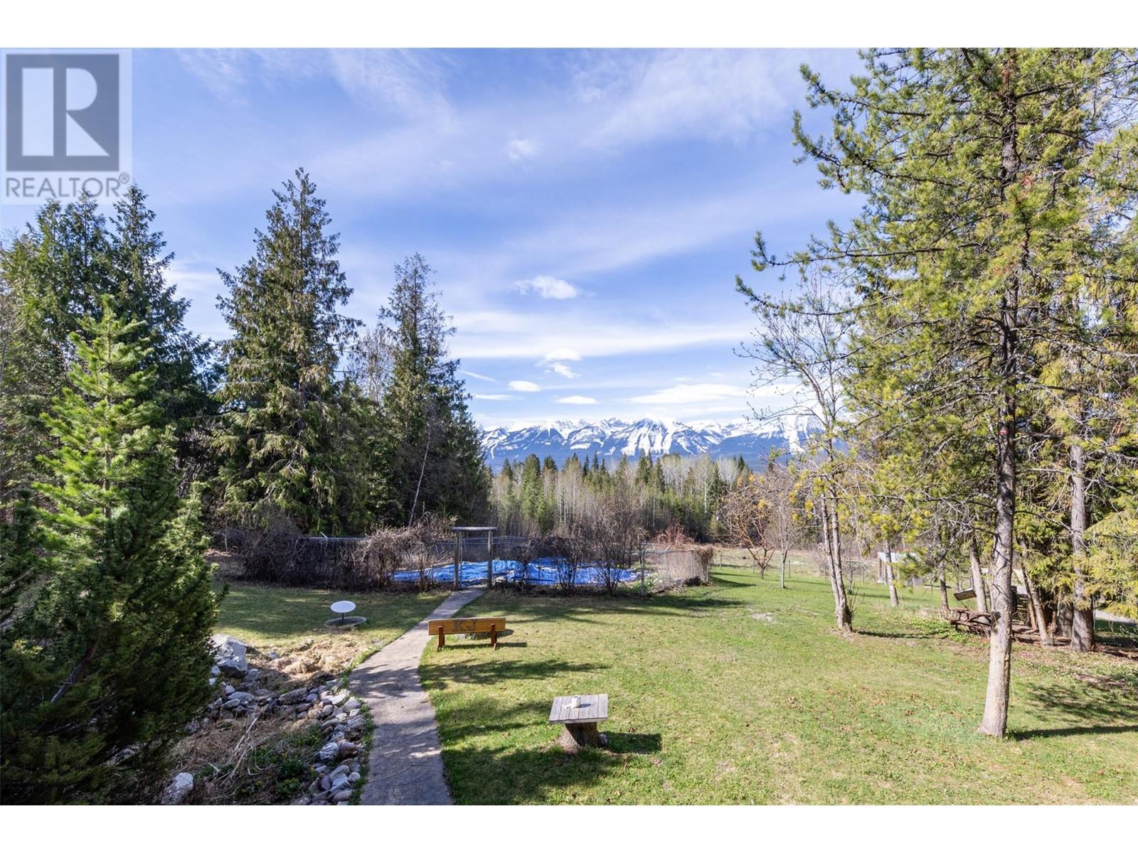 1569 Hartley Road, Golden, British Columbia  V0A 1H1 - Photo 29 - 10345423