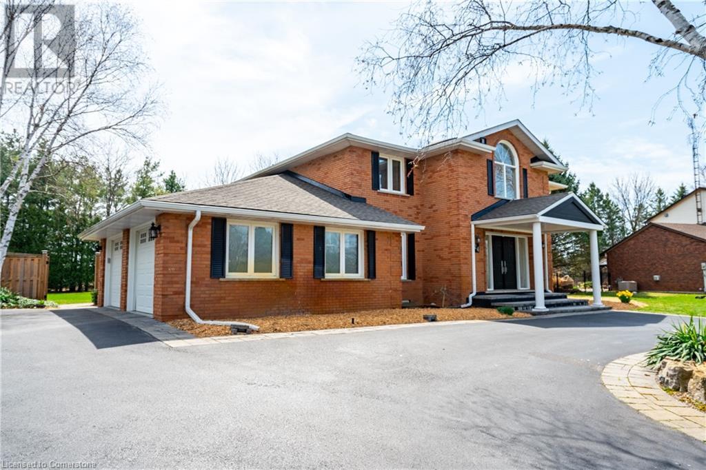 Property at 24 JOHN MARTIN Crescent image 3