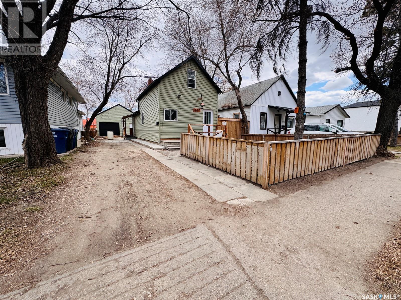 Property at 1610 B AVENUE N image 2