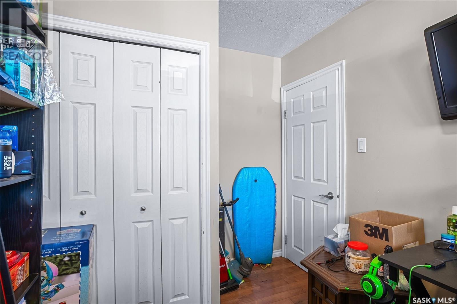 2 Young Crescent, Saskatoon, Saskatchewan  S7J 2C4 - Photo 16 - SK004290