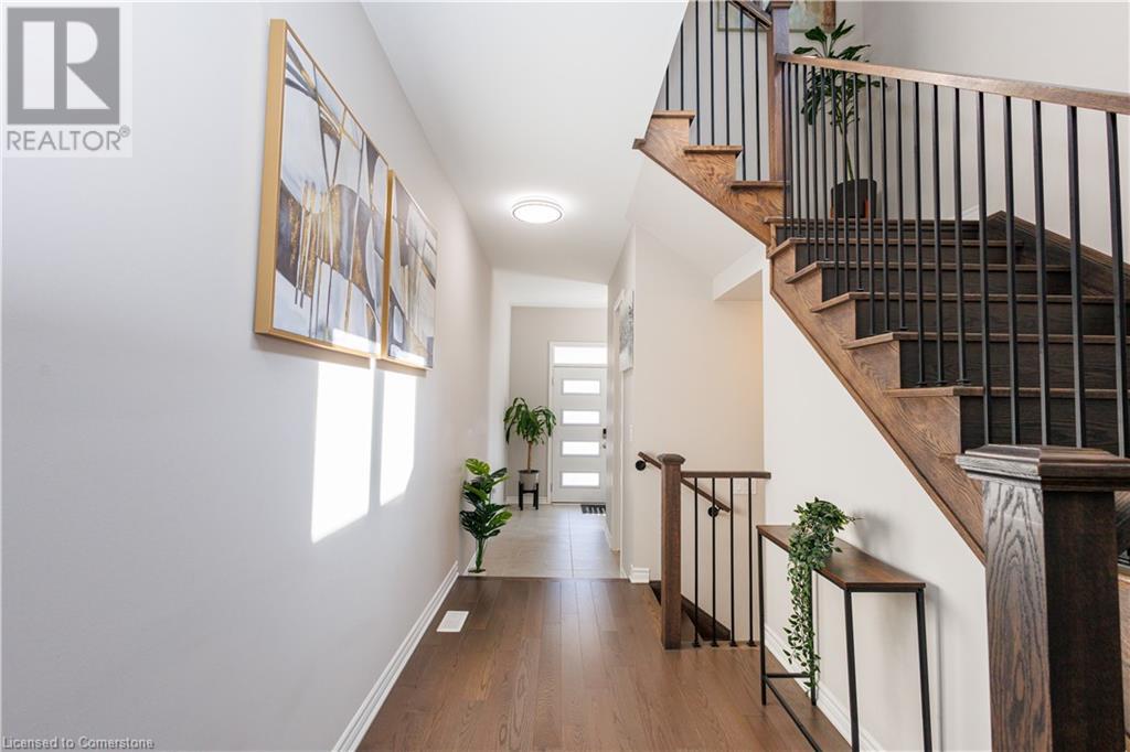 1659 Whitlock Avenue, Milton, Ontario  L9E 2A4 - Photo 6 - 40723575
