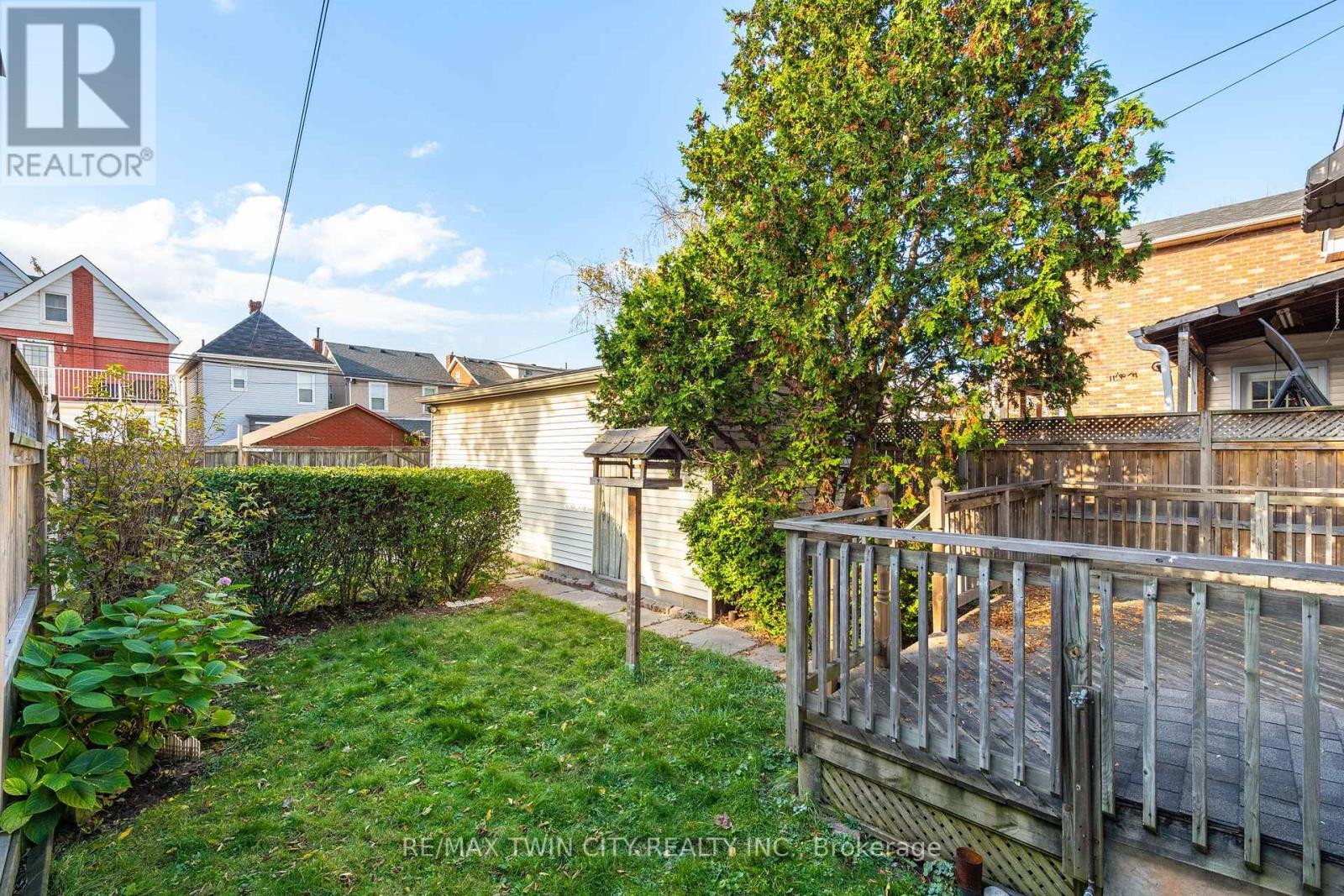 45 East Bend Avenue N, Hamilton, Ontario  L8L 7E1 - Photo 30 - X12075595