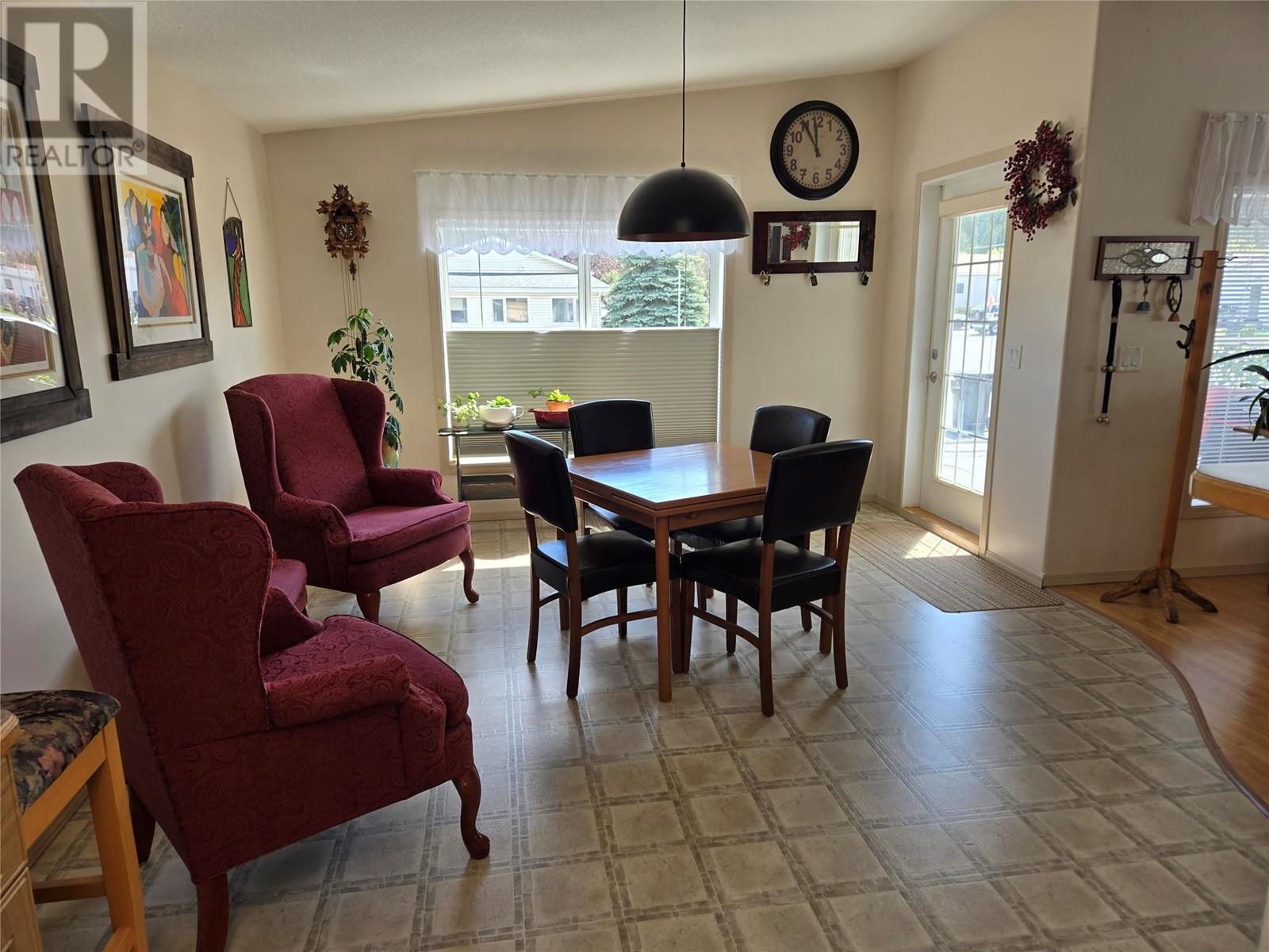 2119 Kokanee Court N, Cranbrook, British Columbia  V1C 6N7 - Photo 4 - 10345765
