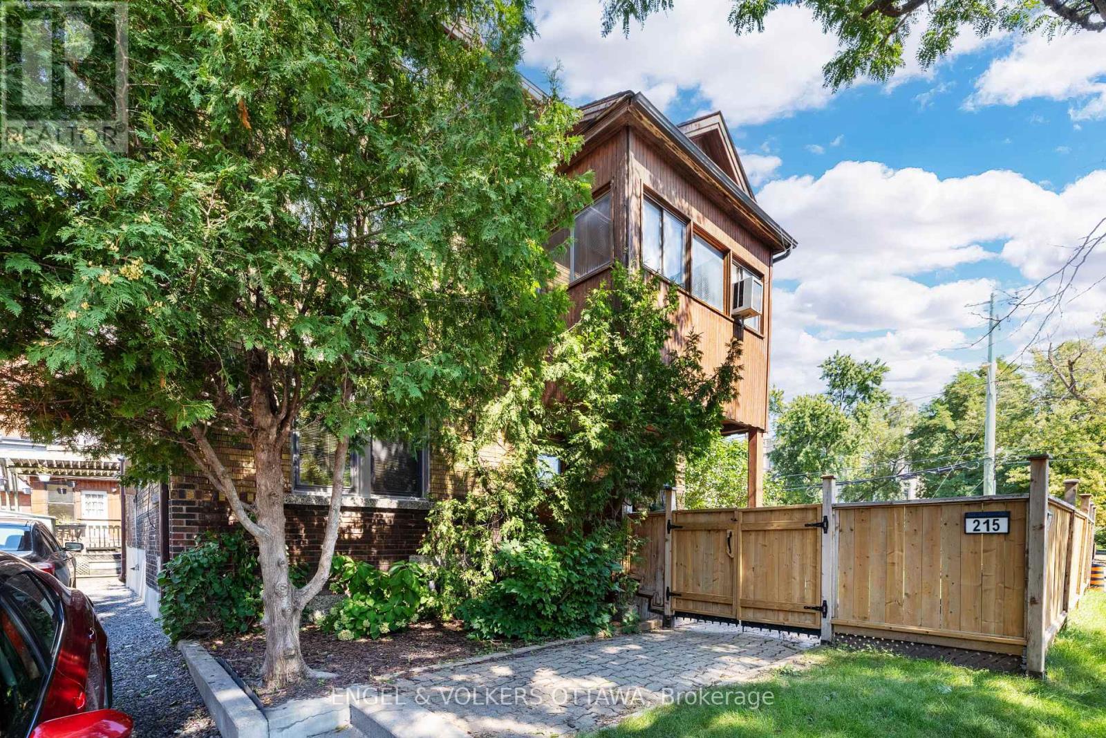 Property at 215 ARGYLE AVENUE image 2