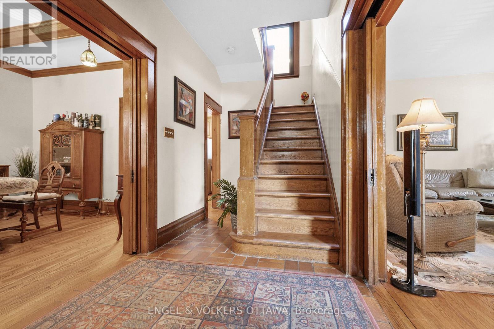 Property at 215 ARGYLE AVENUE image 5