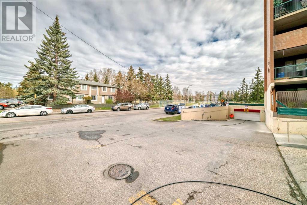 Property at 303, 5204 Dalton Drive NW image 3