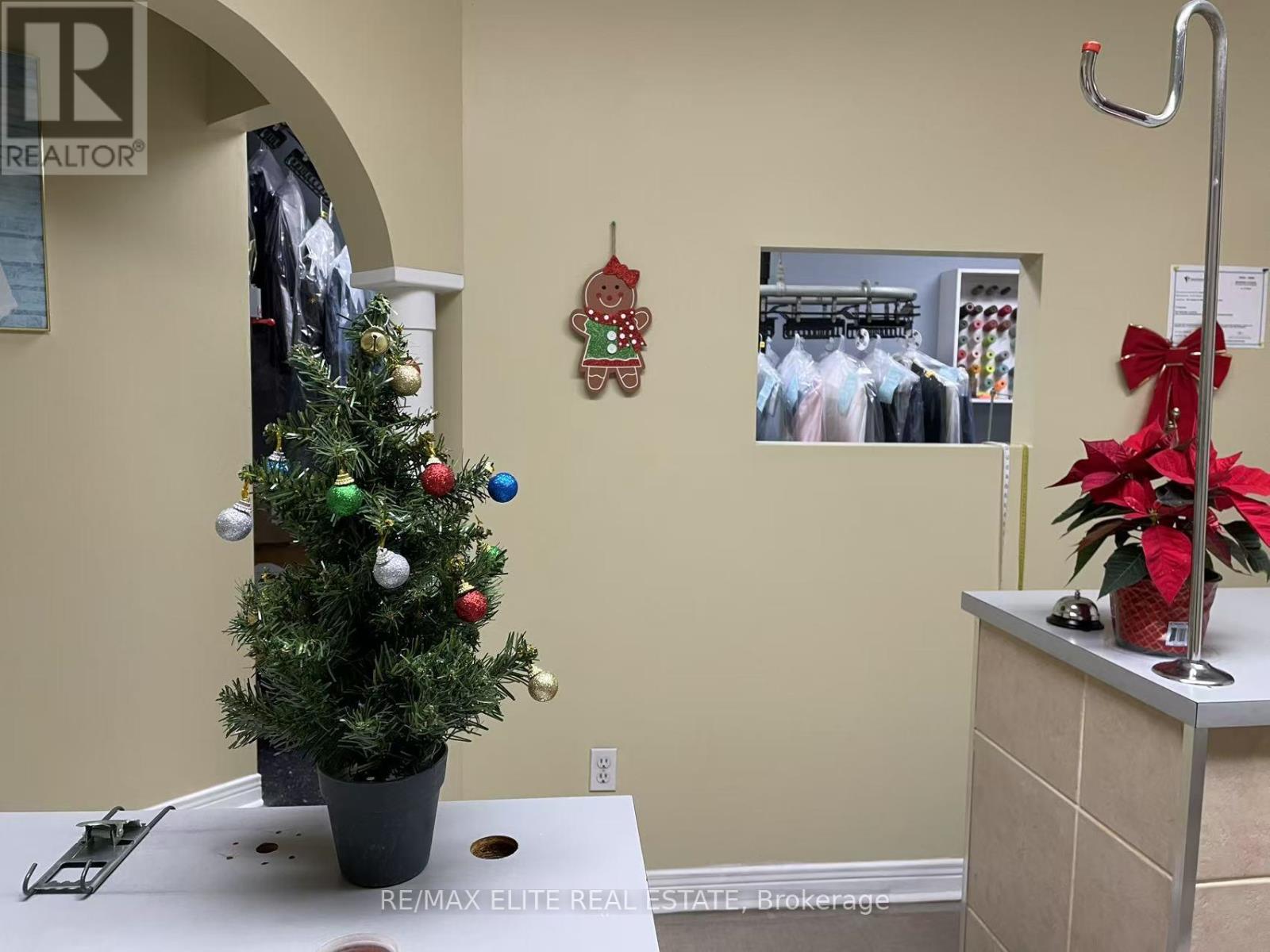 7 - 331 Jevlan Drive, Vaughan (West Woodbridge), Ontario  L4L 8C1 - Photo 3 - N12095831
