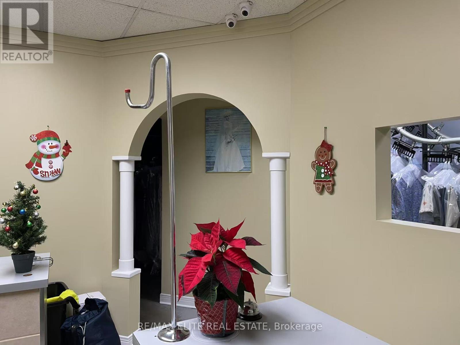 7 - 331 Jevlan Drive, Vaughan (West Woodbridge), Ontario  L4L 8C1 - Photo 4 - N12095831