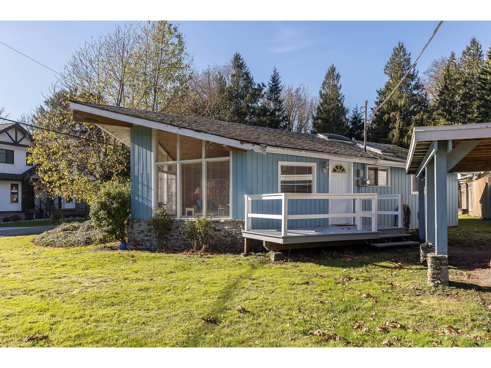 1879 Carol Road, Cultus Lake South, Lindell Beach, British Columbia  V2R 4W9 - Photo 5 - R2996251