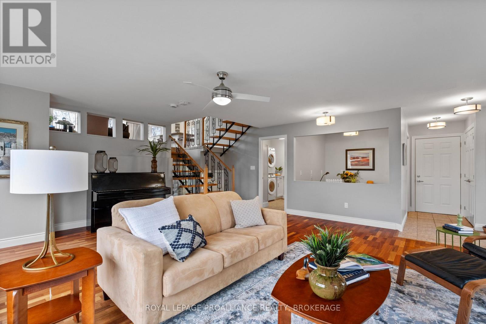 2749 Lakefield Drive, South Frontenac, Ontario  K0H 1X0 - Photo 6 - X12116260