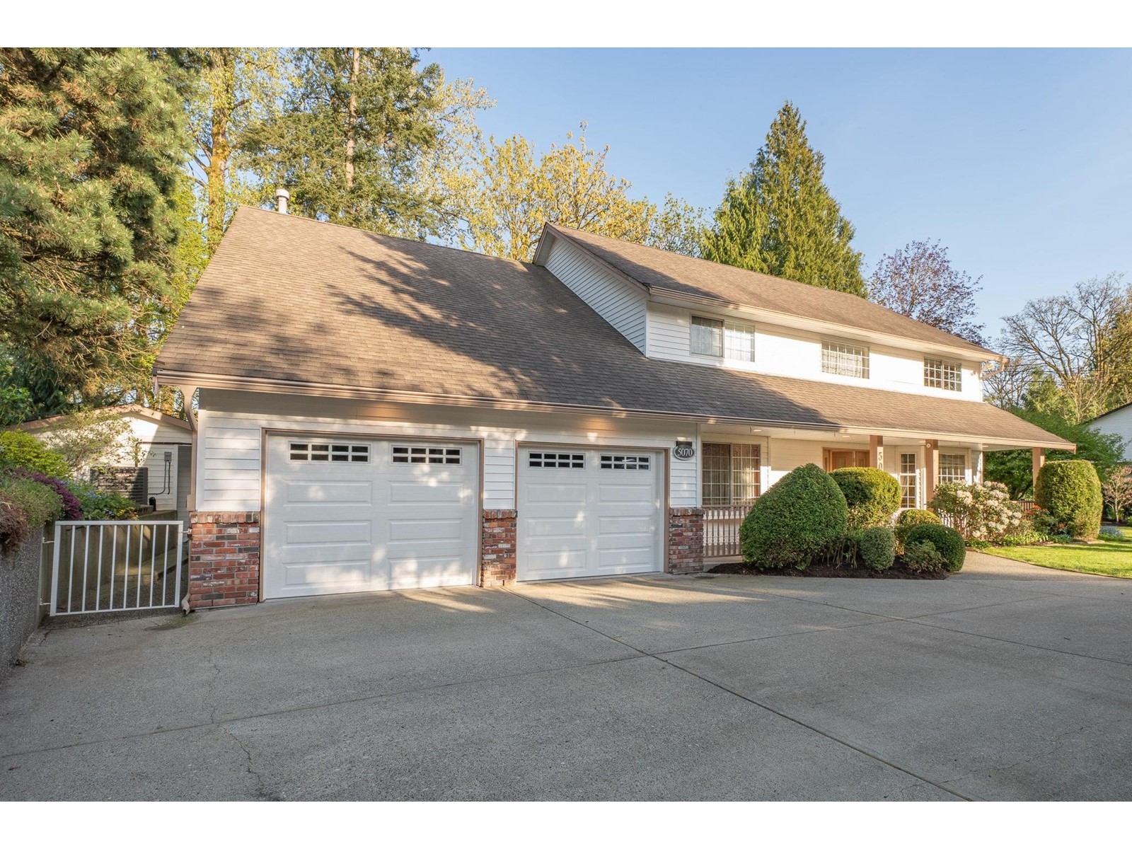 Property at 5070 242 DRIVE image 4