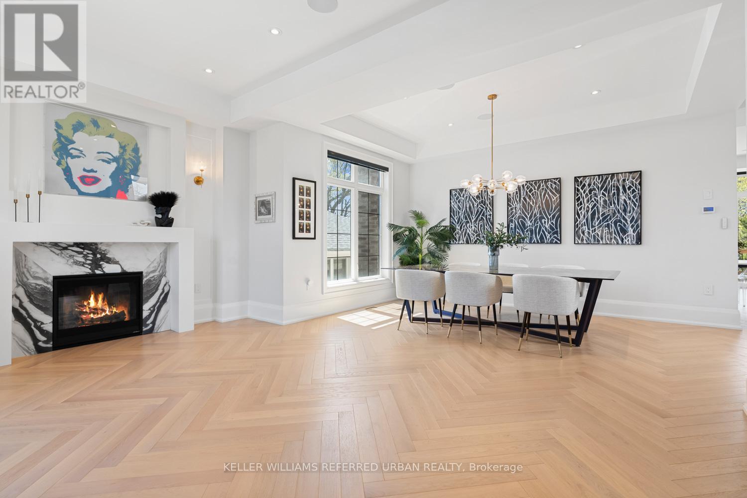 54 Cronin Drive, Toronto, Ontario  M9B 4V1 - Photo 2 - W12113543
