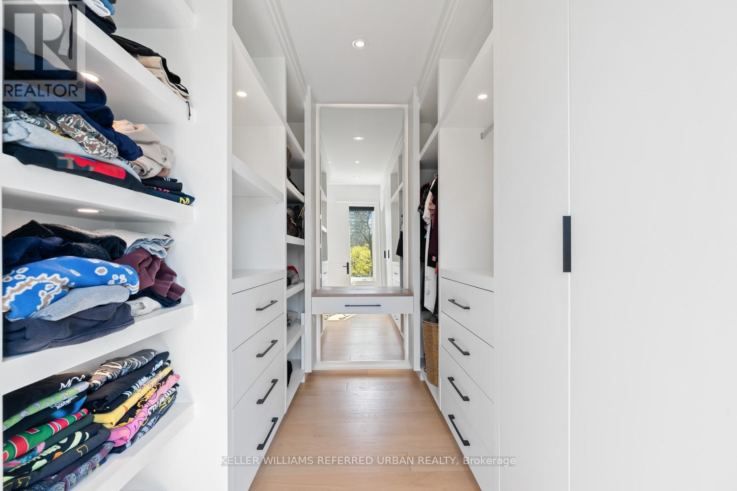 54 Cronin Drive, Toronto, Ontario  M9B 4V1 - Photo 20 - W12113543