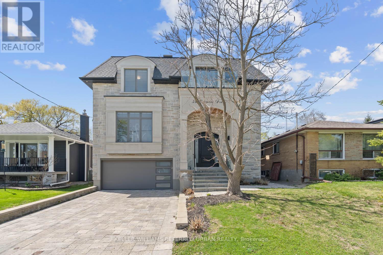 54 Cronin Drive, Toronto, Ontario  M9B 4V1 - Photo 44 - W12113543