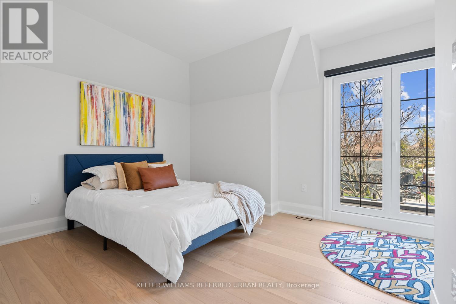 54 Cronin Drive, Toronto, Ontario  M9B 4V1 - Photo 29 - W12113543