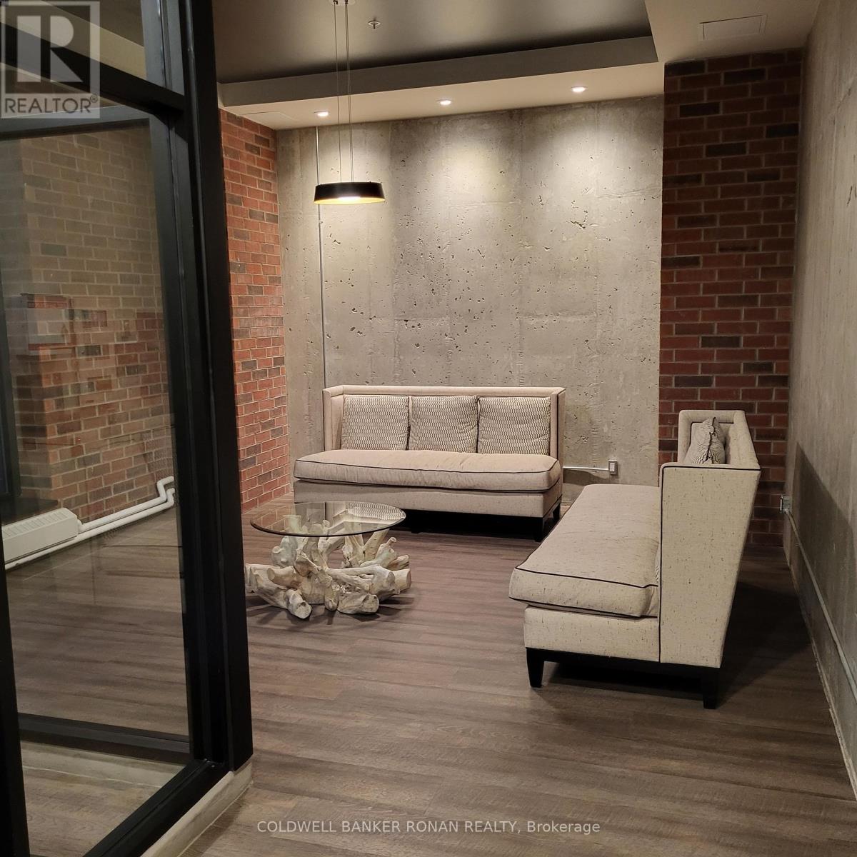 322 - 21 Matchedash Street S, Orillia, Ontario  L3V 4W4 - Photo 6 - S12094022