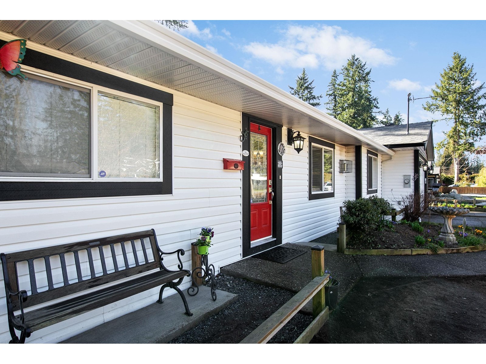 20770 39 Avenue, Langley, British Columbia  V3A 2V8 - Photo 3 - R2995037