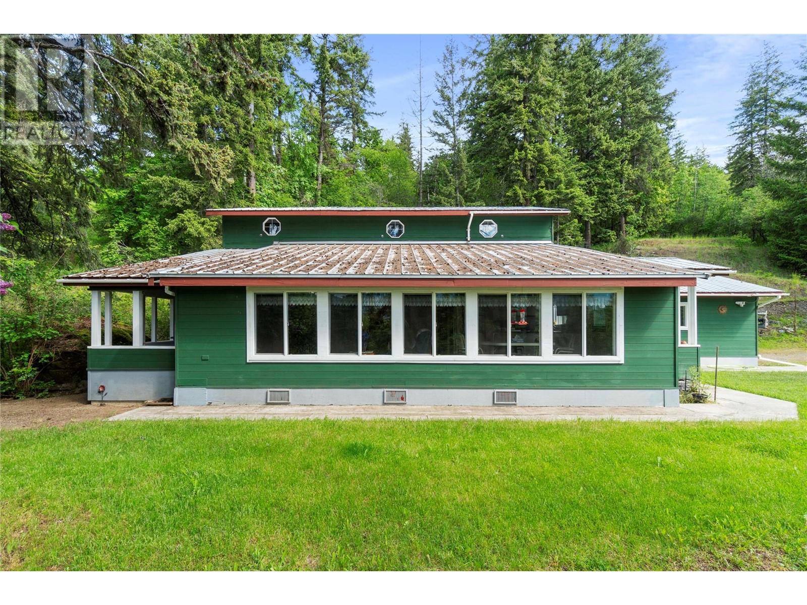 Property at 6497 Lindsay Road image 3