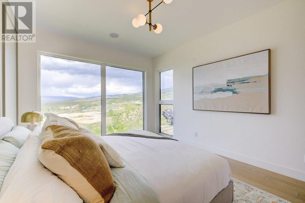 1054 Emslie Street, Kelowna, British Columbia  V1W 5J1 - Photo 26 - 10345760