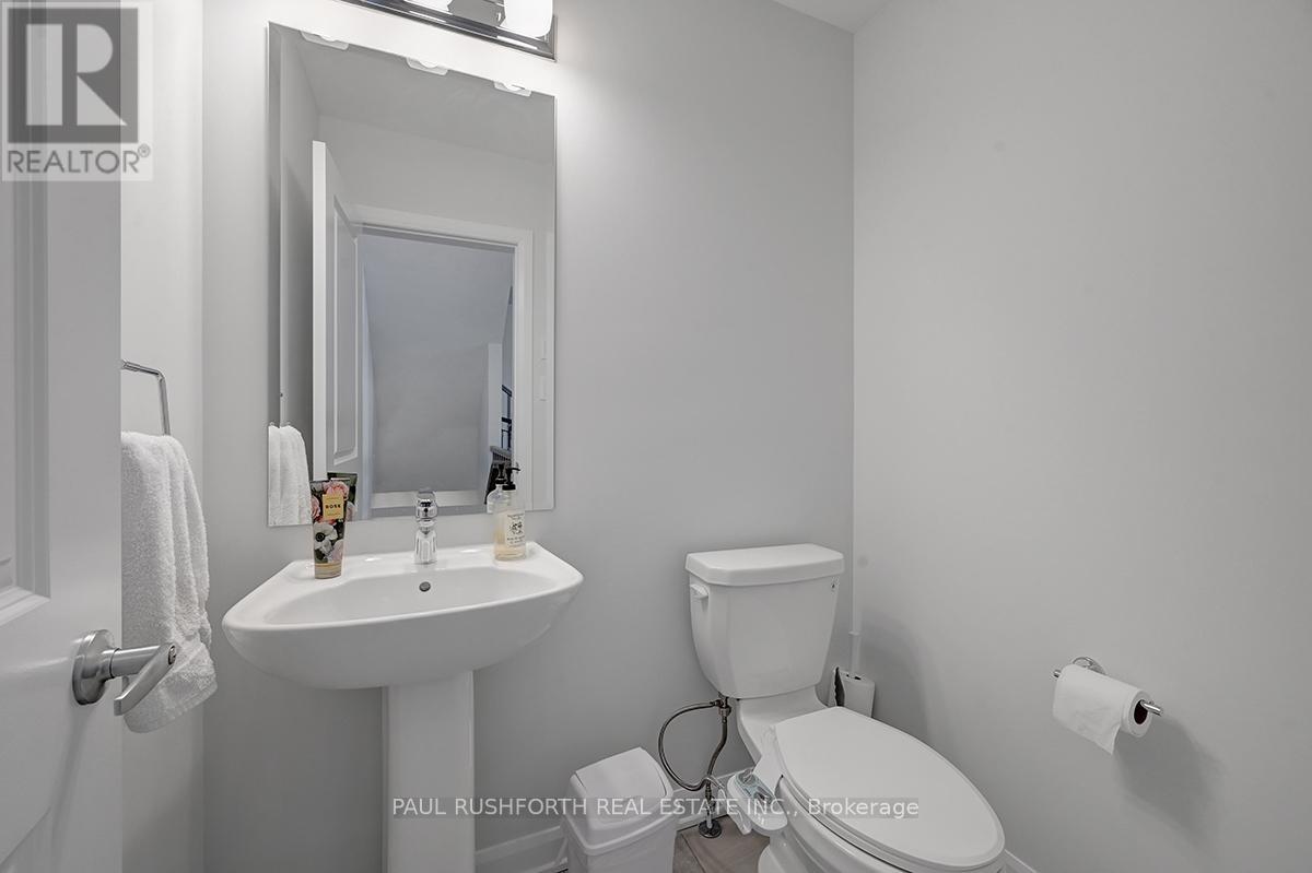 706 Lurgan Way, Ottawa, Ontario  K4M 0J3 - Photo 14 - X12116060