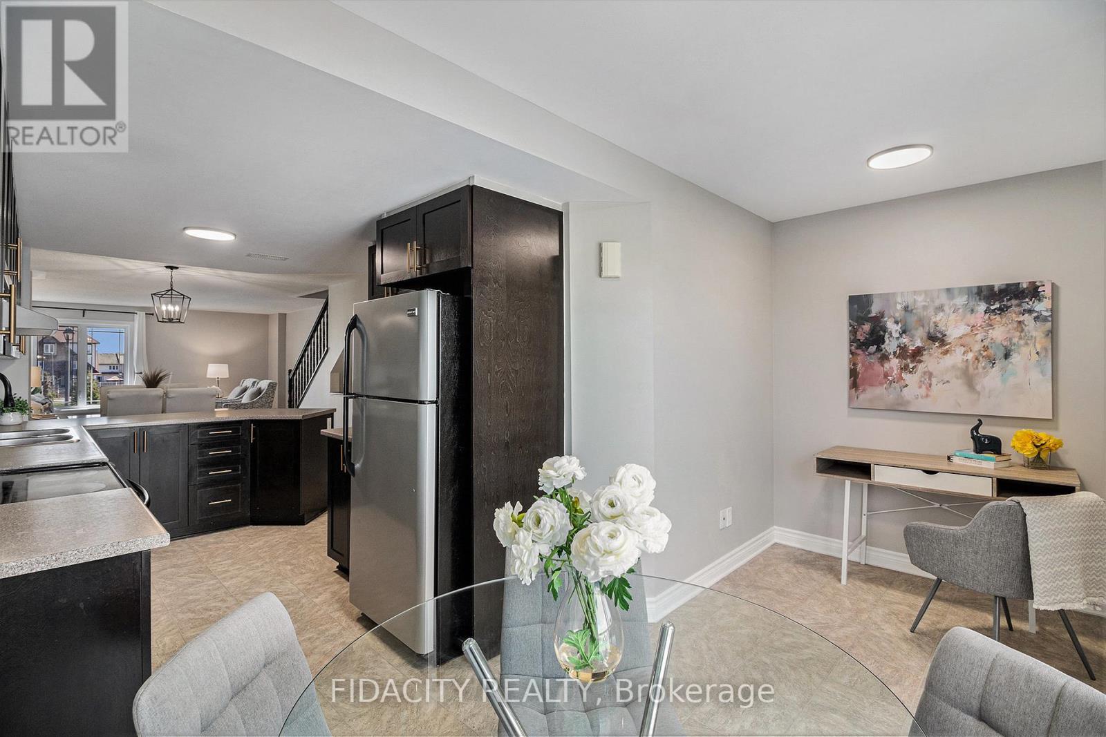 3 - 711 Lakeridge Drive, Ottawa, Ontario  K4A 0N5 - Photo 12 - X12116112