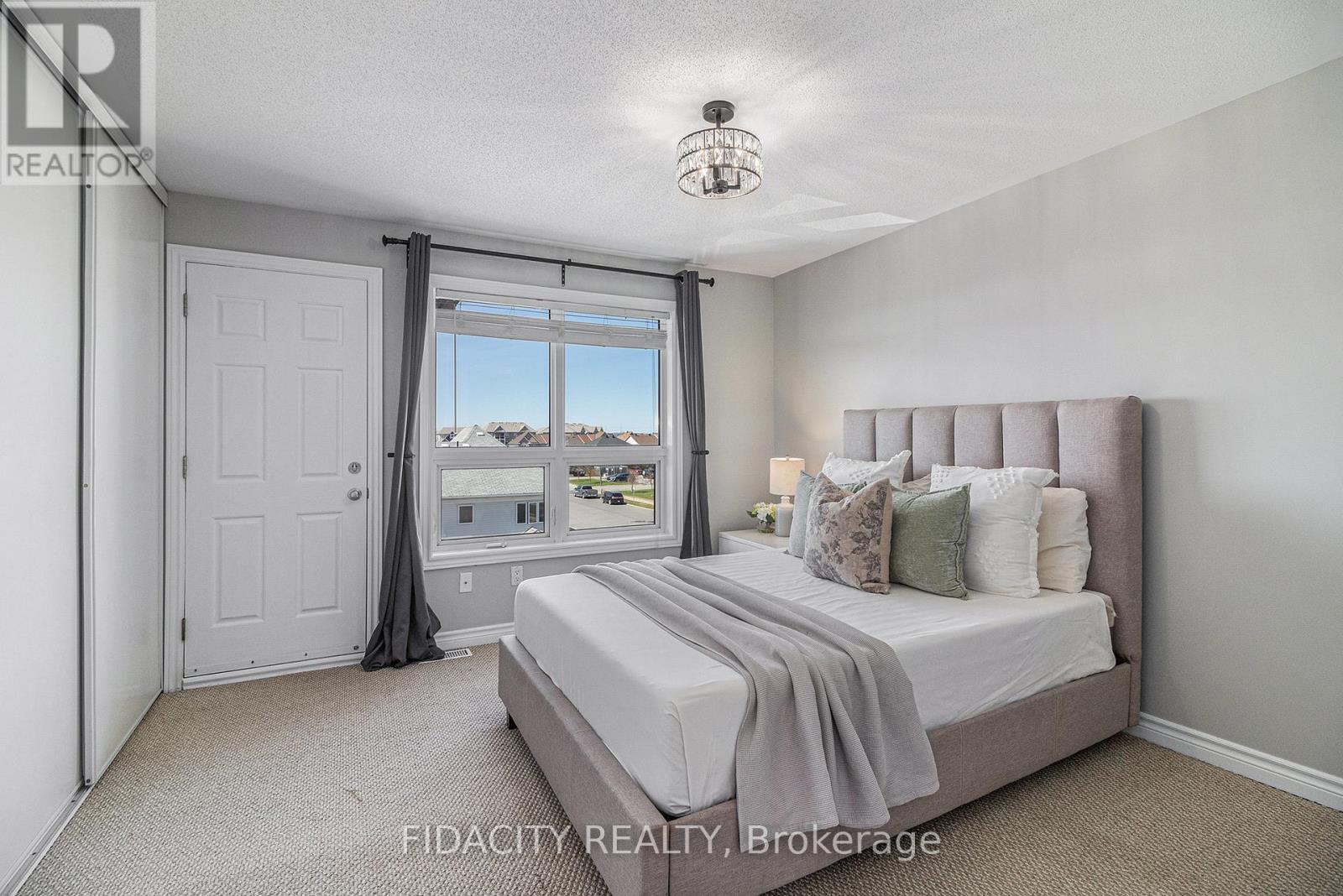 3 - 711 Lakeridge Drive, Ottawa, Ontario  K4A 0N5 - Photo 15 - X12116112