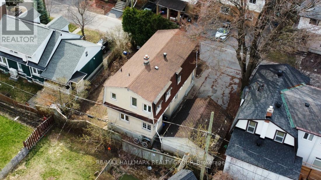 189 Devonshire Place, Ottawa, Ontario  K1Z 7G6 - Photo 10 - X12116165