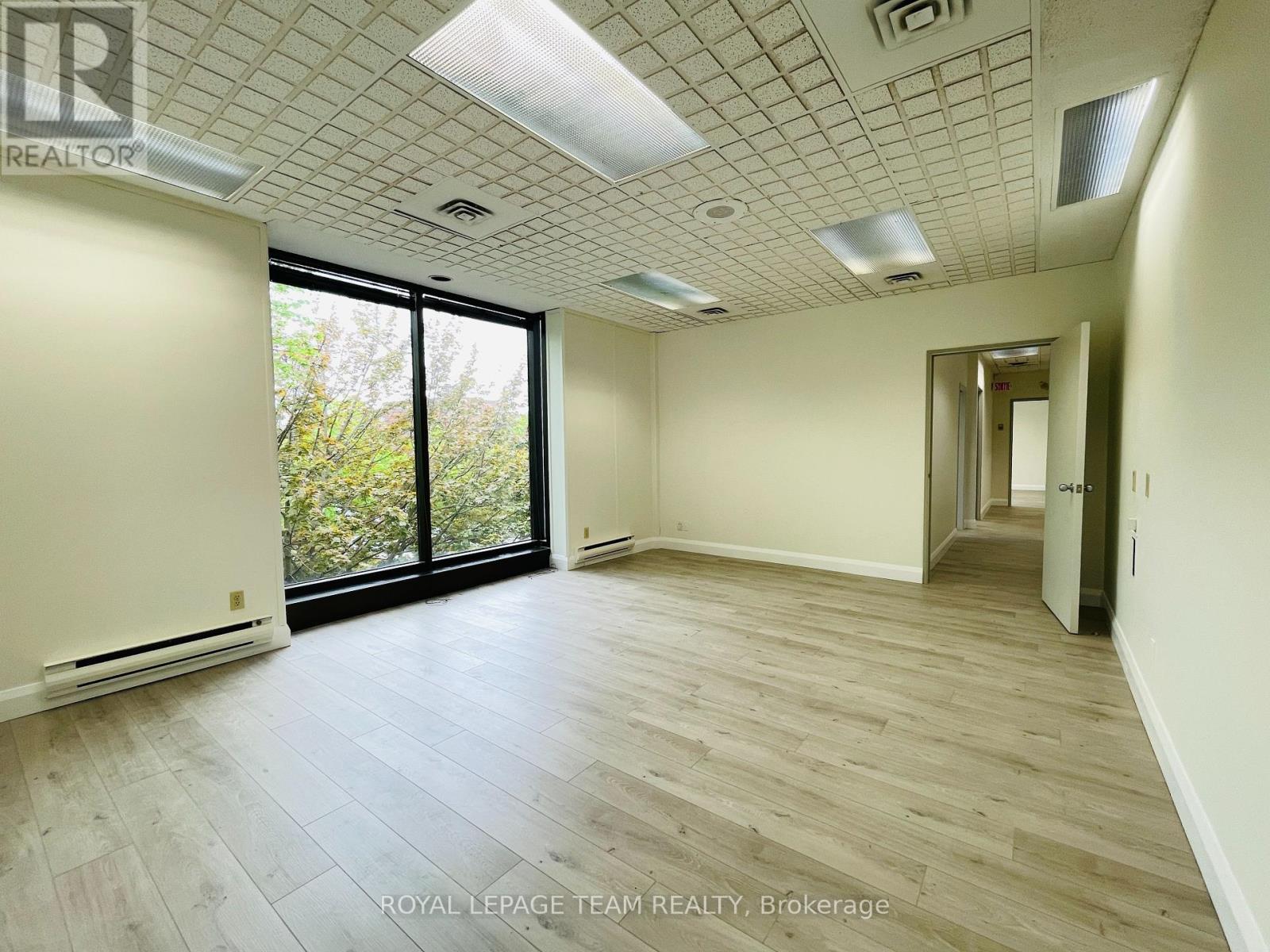 301 - 450 Rideau Street, Ottawa, Ontario  K1N 5Z4 - Photo 1 - X12116168
