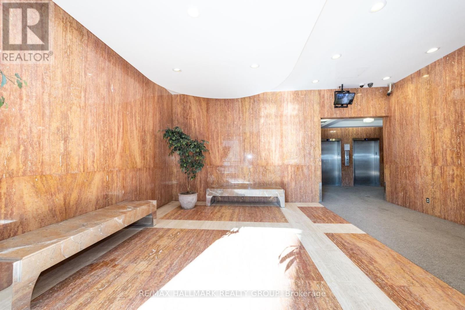 1006 - 475 Laurier Avenue W, Ottawa, Ontario  K1R 7X1 - Photo 10 - X12116184