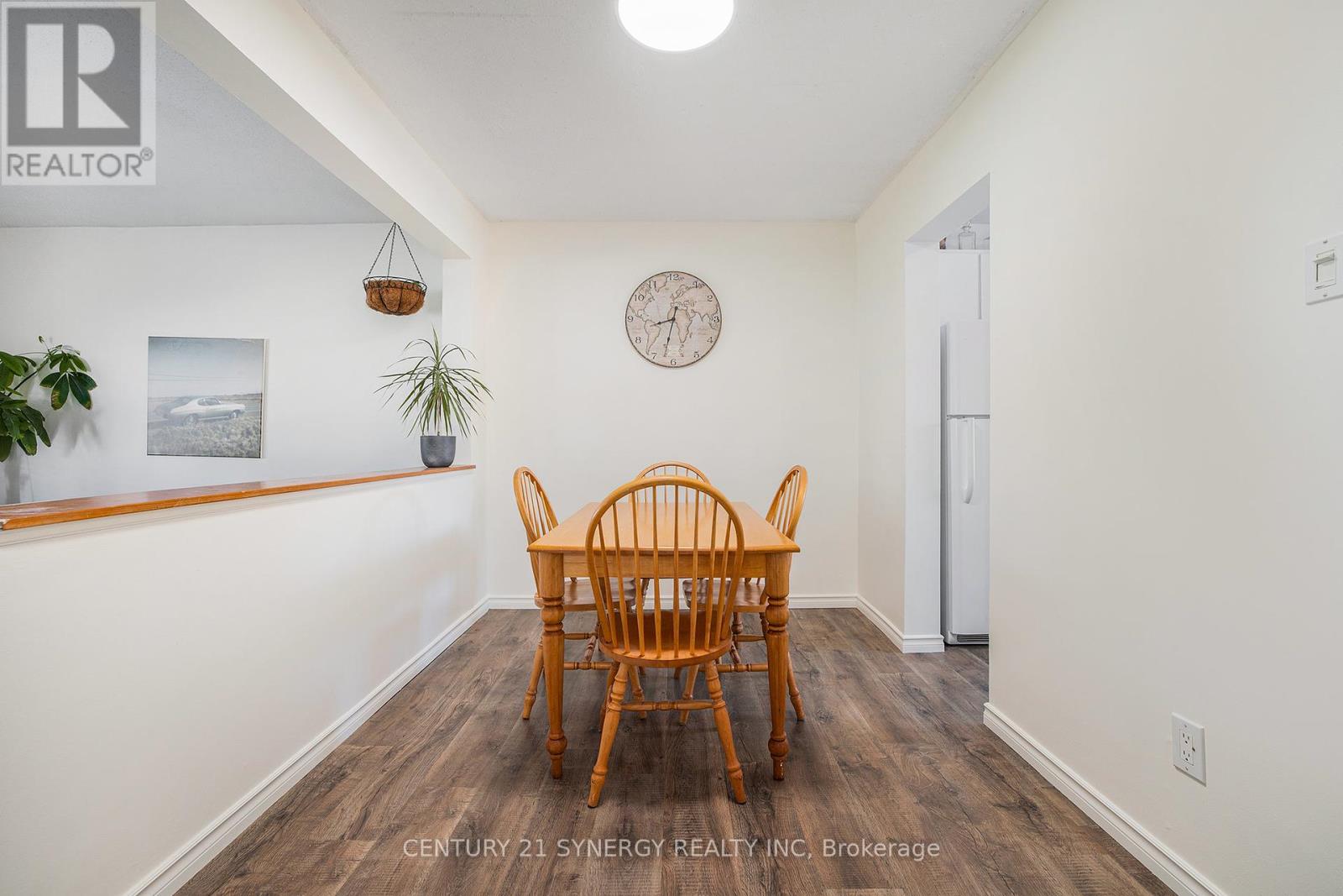 54-A Foxfield Drive, Ottawa, Ontario  K2J 1P7 - Photo 8 - X12116286