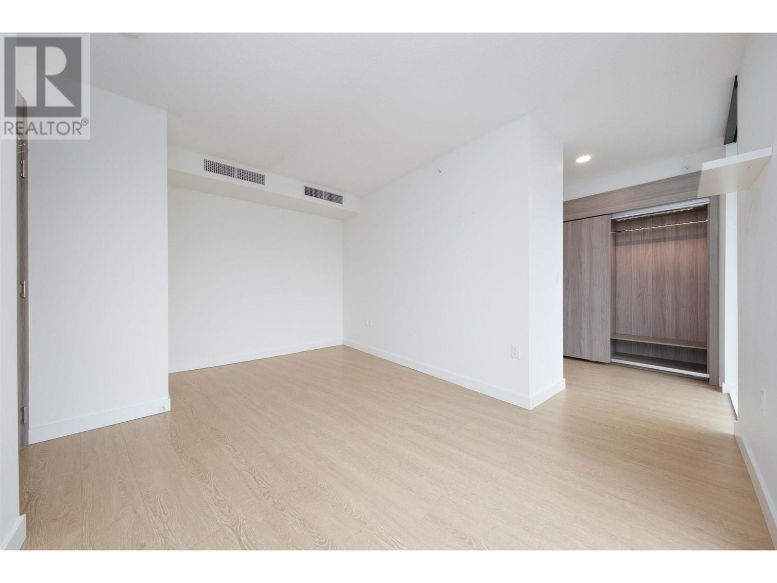 Listing Picture 18 of 36 : 2301 89 NELSON STREET, Vancouver / 溫哥華 - 魯藝地產 Yvonne Lu Group - MLS Medallion Club Member