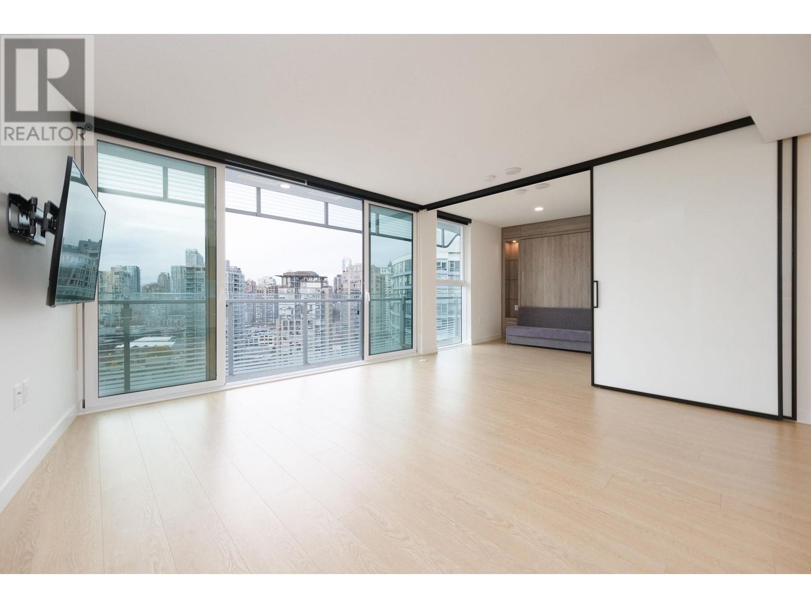 Listing Picture 12 of 36 : 2301 89 NELSON STREET, Vancouver / 溫哥華 - 魯藝地產 Yvonne Lu Group - MLS Medallion Club Member