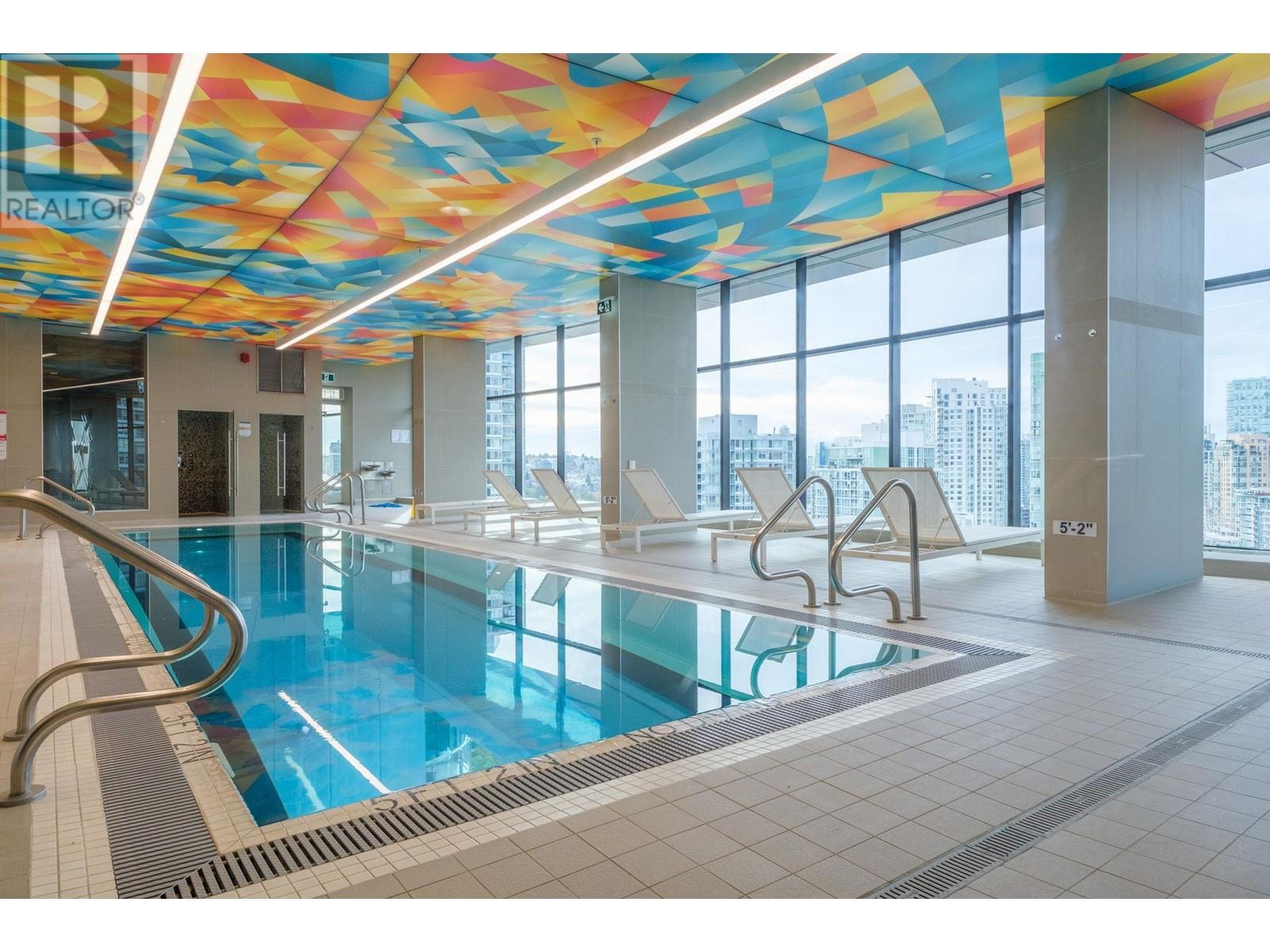 Listing Picture 30 of 36 : 2301 89 NELSON STREET, Vancouver / 溫哥華 - 魯藝地產 Yvonne Lu Group - MLS Medallion Club Member