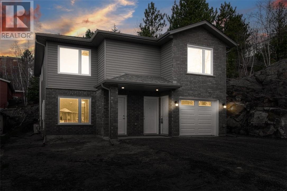 Property at 115 Parkwood Street image 2