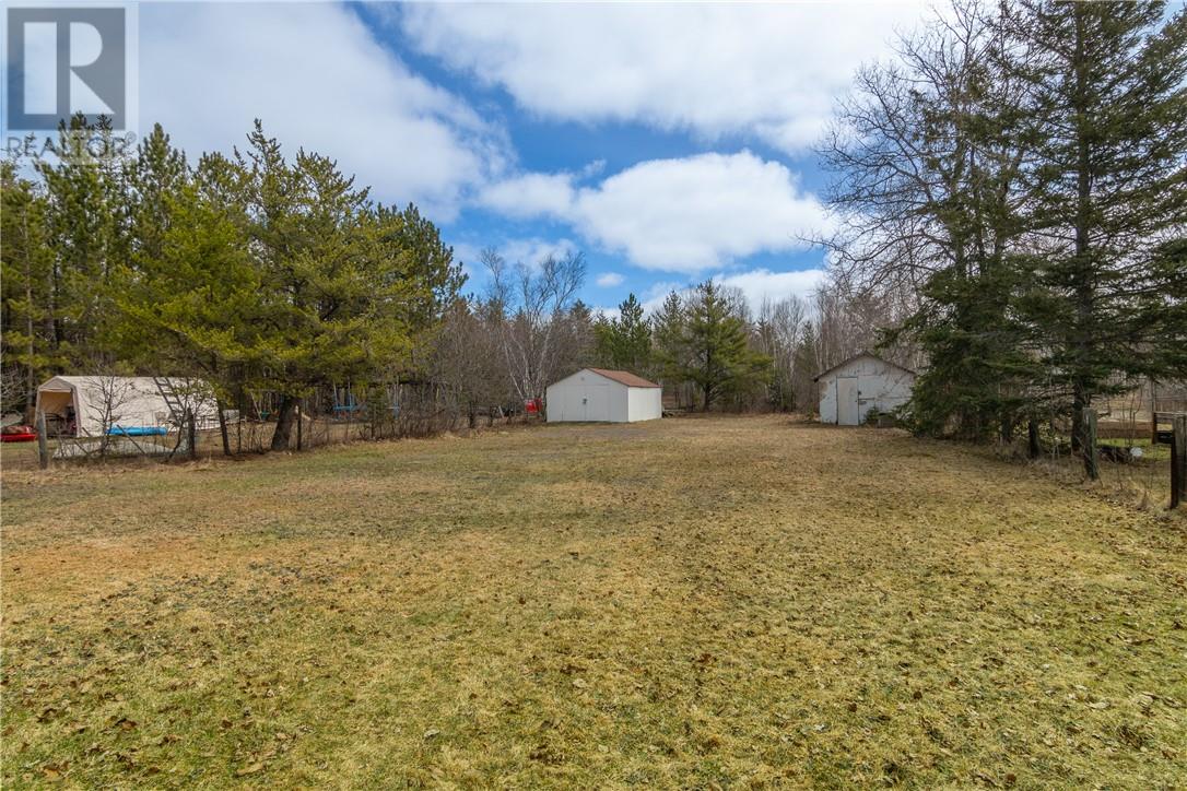 3320 Romeo Street, Val Caron, Ontario  P3N 1G8 - Photo 7 - 2121916