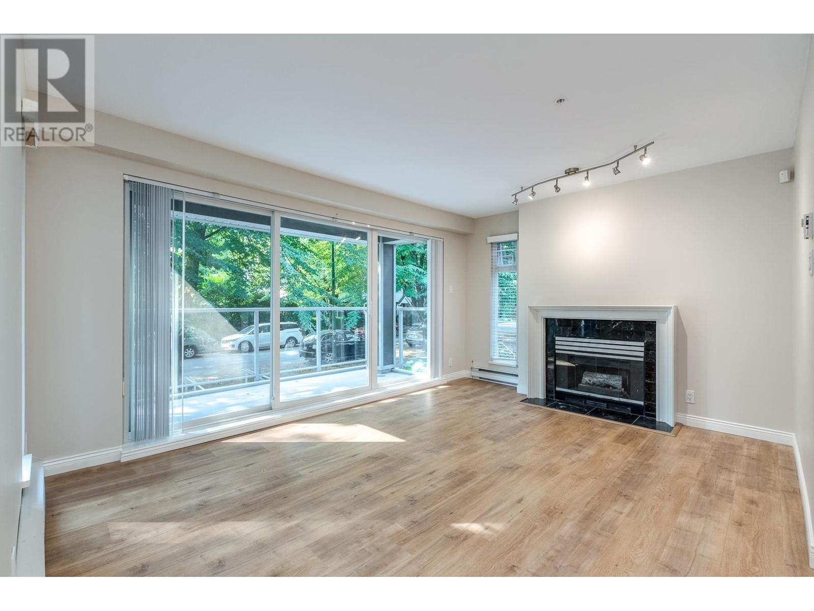 205 865 W 15th Avenue, Vancouver, British Columbia  V5Z 1R8 - Photo 4 - R2995763