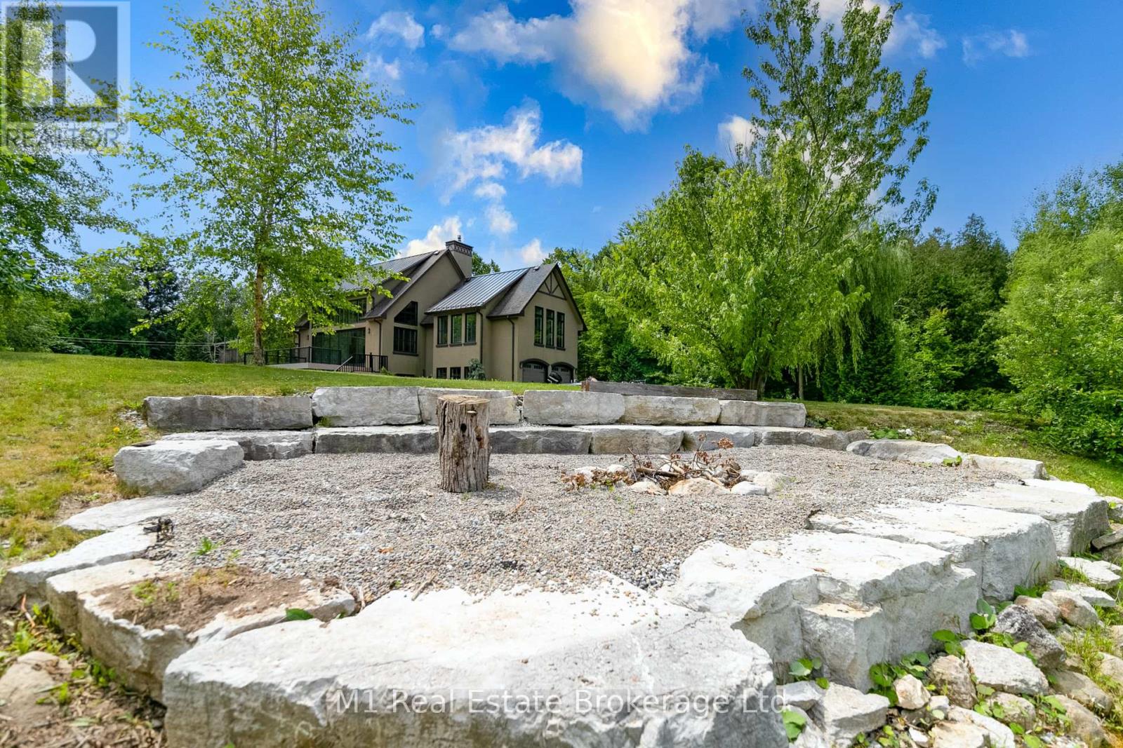 13569 Dublin Line, Halton Hills, Ontario  L7J 2L7 - Photo 8 - W12116152