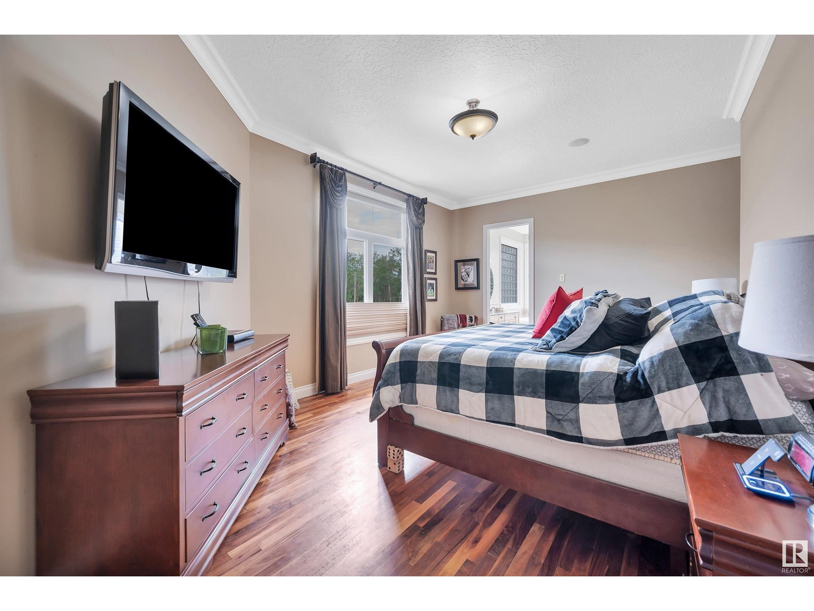 Property at #111 53025 RGE RD 223 image 4