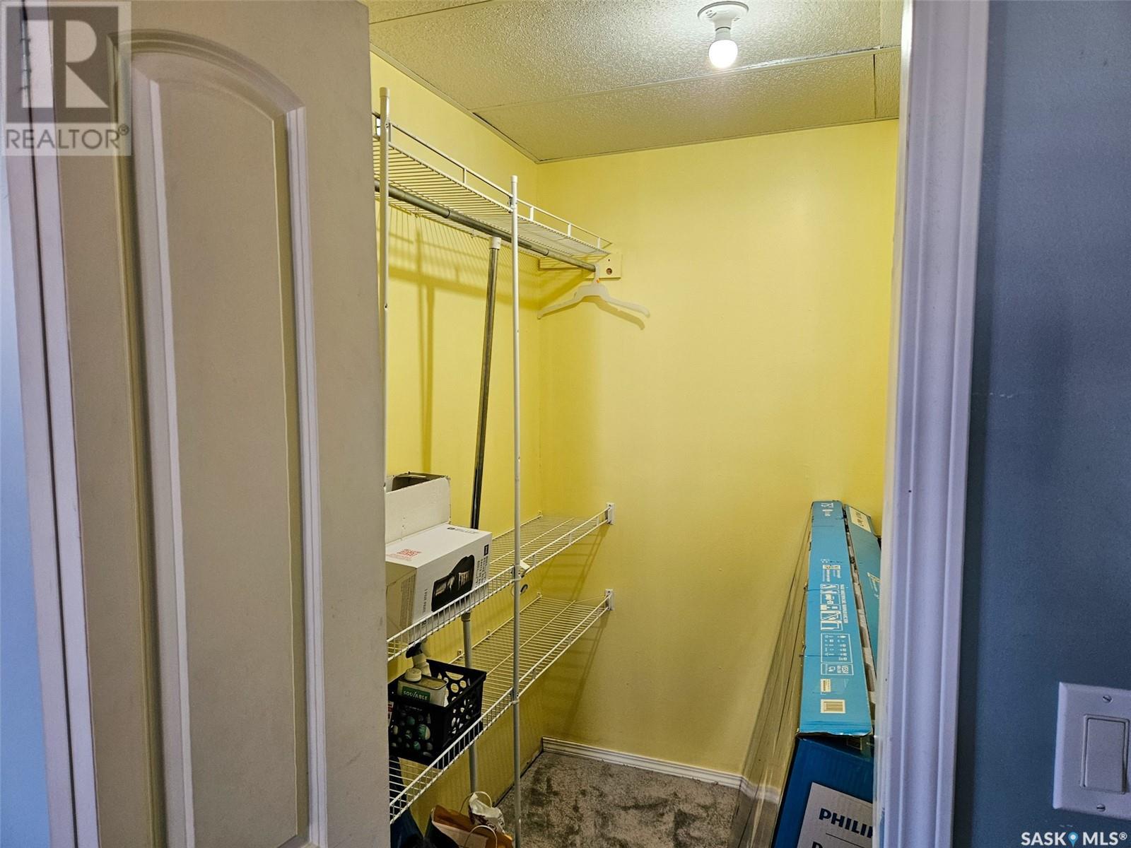 376 4th Avenue Nw, Swift Current, Saskatchewan  S9H 0V2 - Photo 18 - SK004056