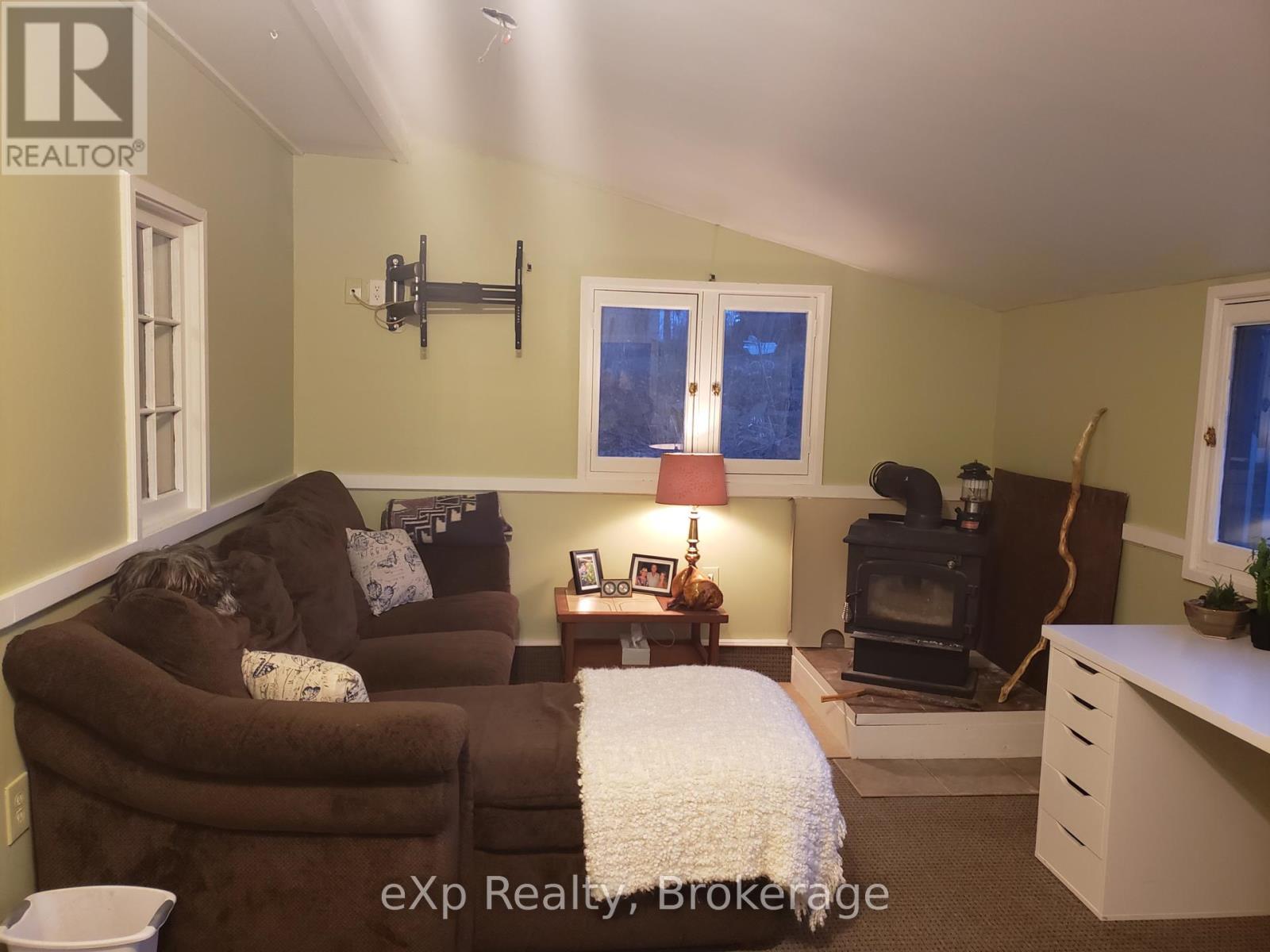 352 Berford Street, South Bruce Peninsula, Ontario  N0H 2T0 - Photo 27 - X12116022