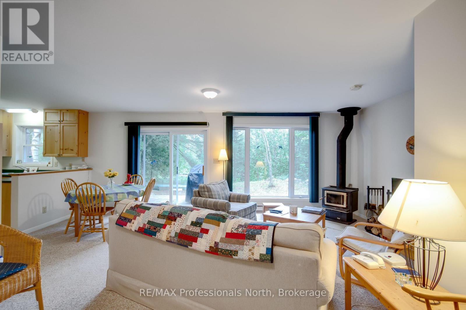 1299 Dickie Lake Road, Lake Of Bays, Ontario  P0B 1A0 - Photo 6 - X12116103