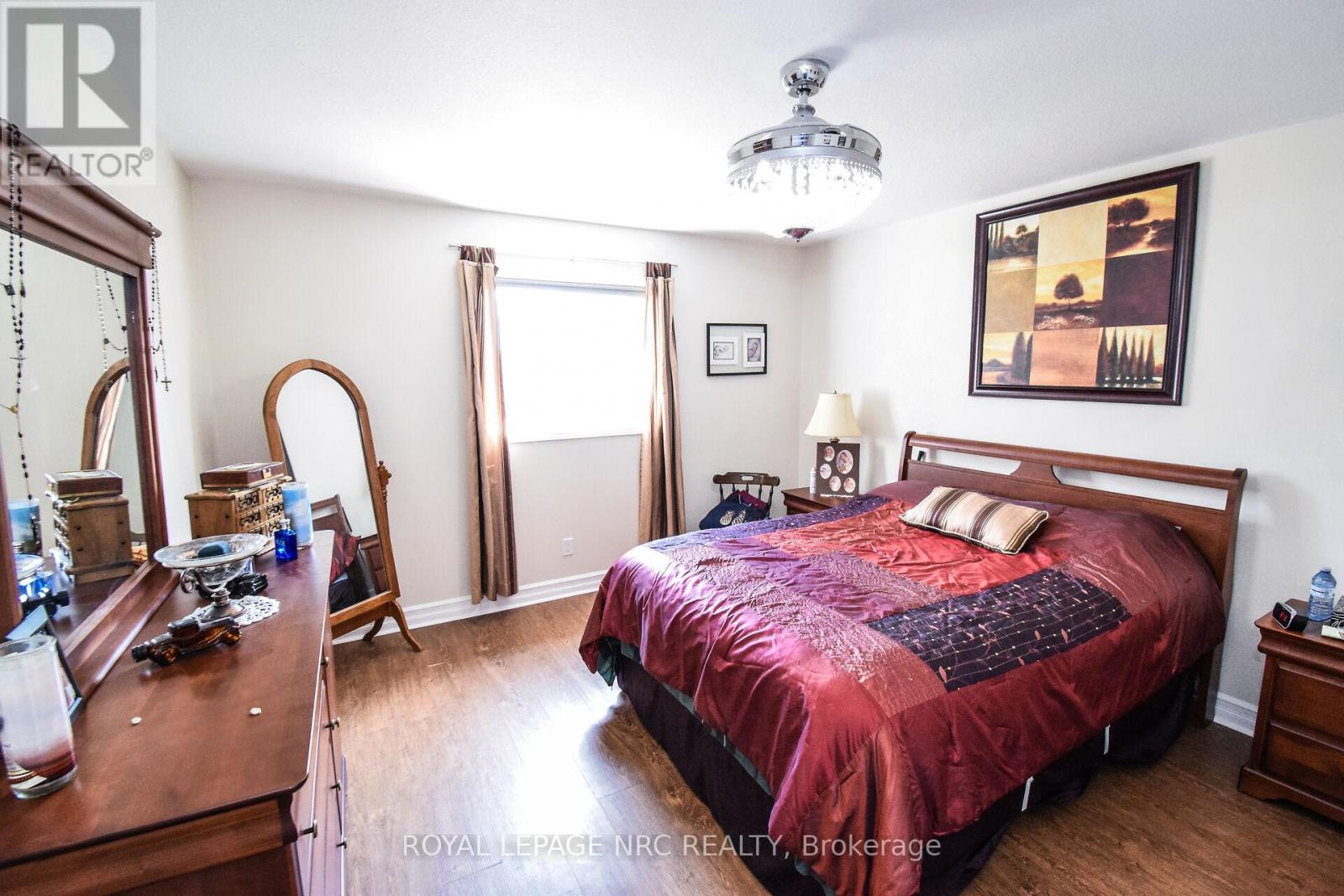 330 Autumn Crescent, Welland, Ontario  L3C 7K1 - Photo 22 - X12116063