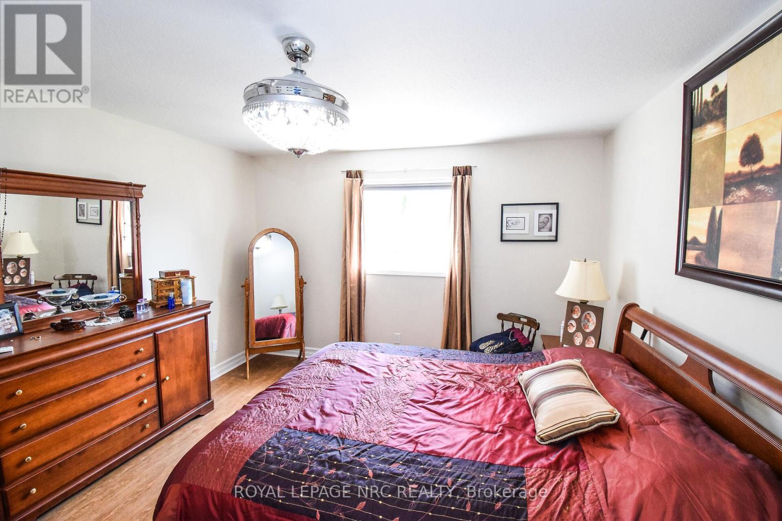 330 Autumn Crescent, Welland, Ontario  L3C 7K1 - Photo 23 - X12116063