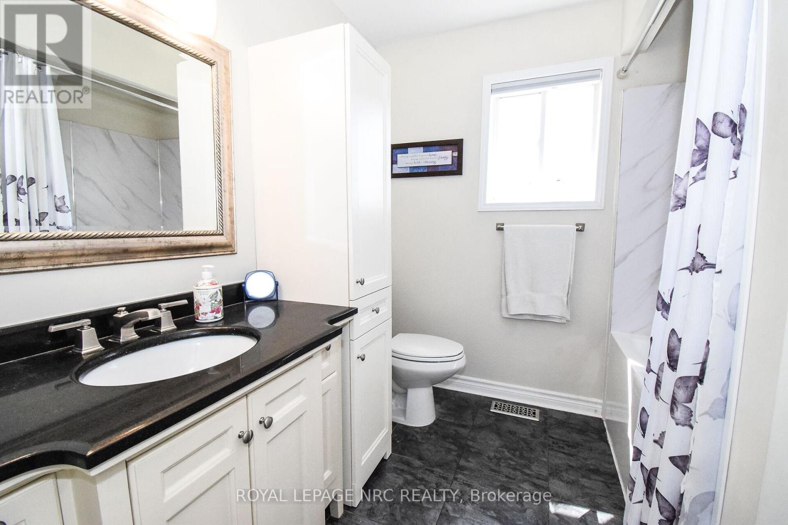 330 Autumn Crescent, Welland, Ontario  L3C 7K1 - Photo 25 - X12116063