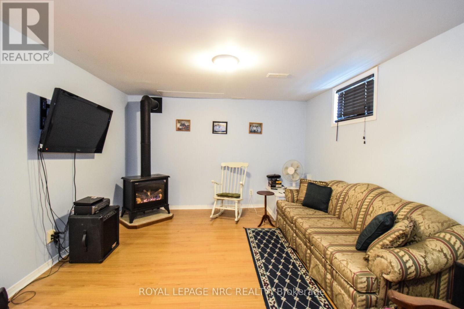 330 Autumn Crescent, Welland, Ontario  L3C 7K1 - Photo 31 - X12116063