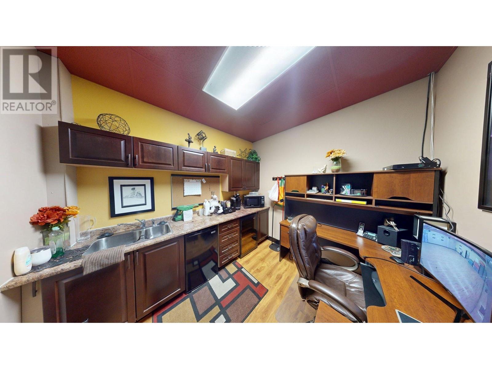 518 Cranbrook Street N, Cranbrook, British Columbia  V1C 3R6 - Photo 10 - 10345843